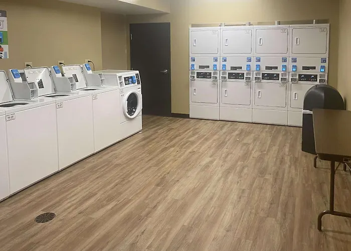 Suburban Elk Grove 4*
