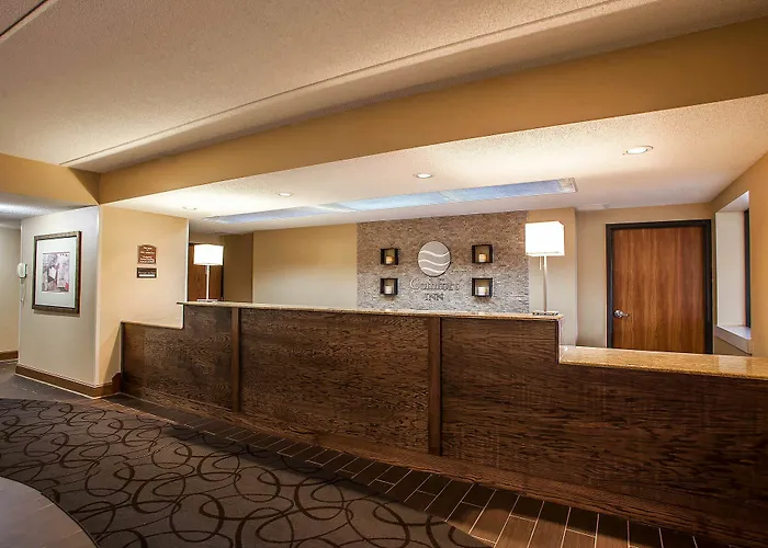 Hotel Suburban Elk Grove